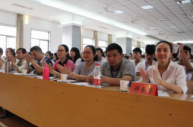 調(diào)整大小 2、比賽評(píng)委.jpg